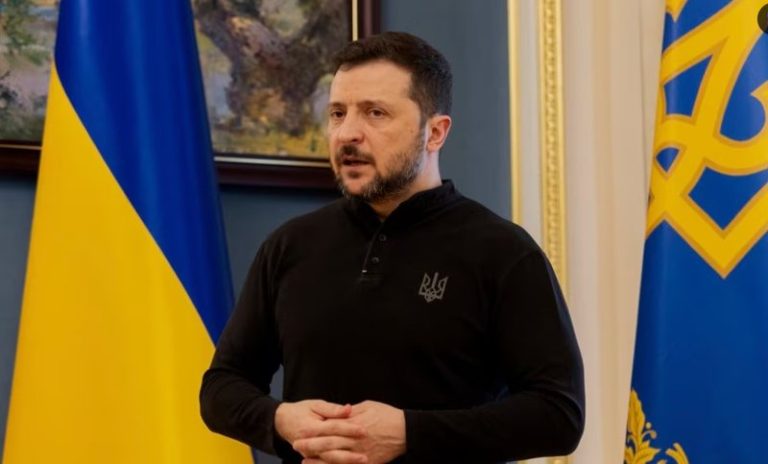 -800-0-1740065992xzelensky-521