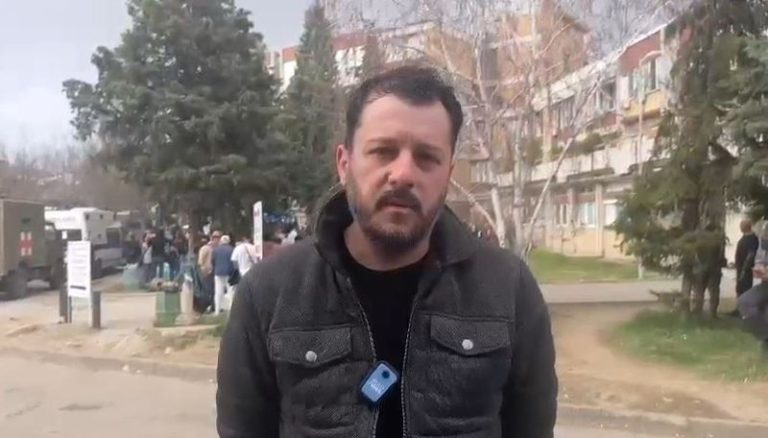 -800-0-1742136807ximg-4544-421