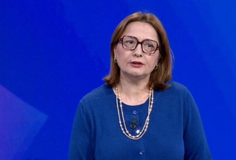 -800-0-1742310607xcupii-231